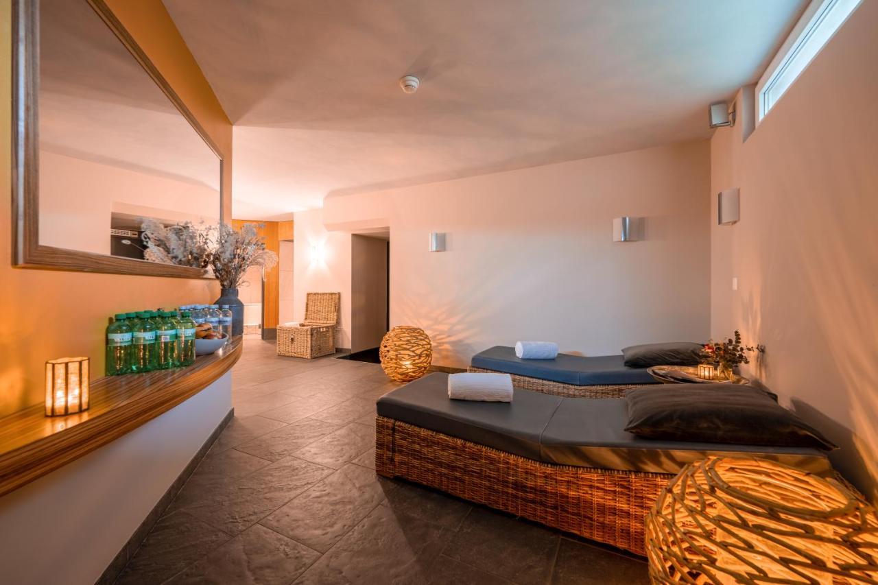 Hotel Uto Kulm Car-Free Hideaway In Zurich Bonstetten Exterior foto
