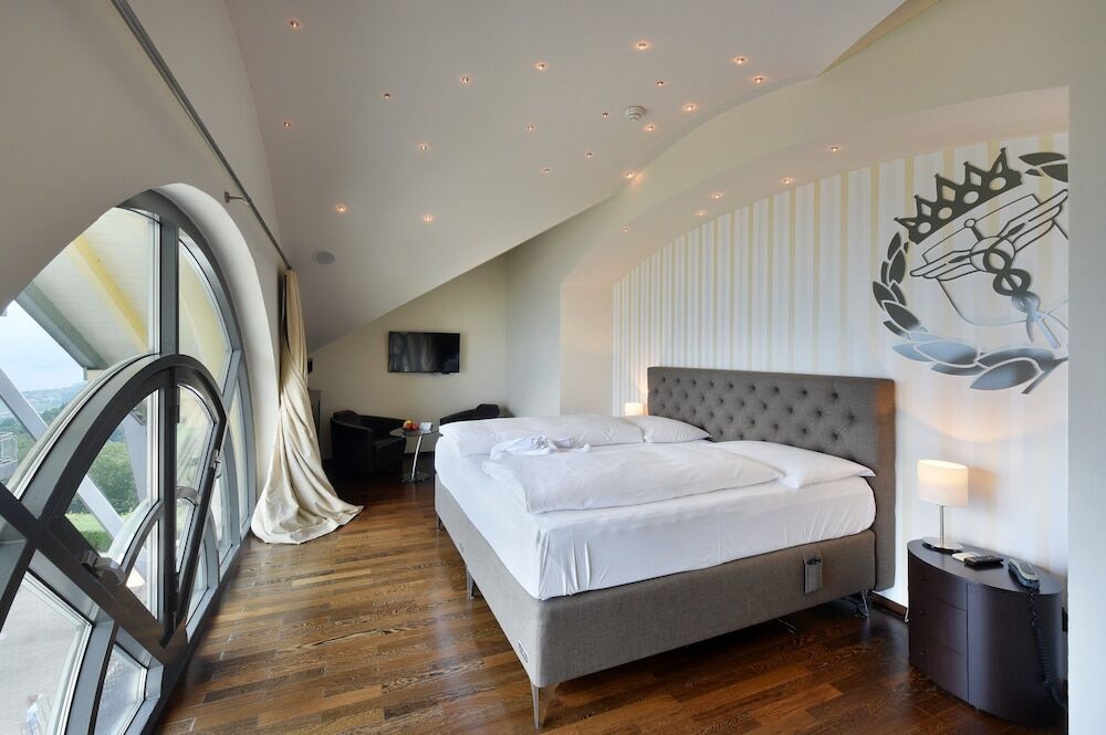 Hotel Uto Kulm Car-Free Hideaway In Zurich Bonstetten Exterior foto